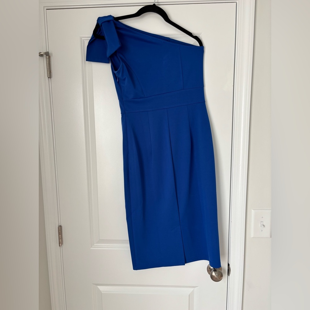 Chic One-Shoulder Blue Dress